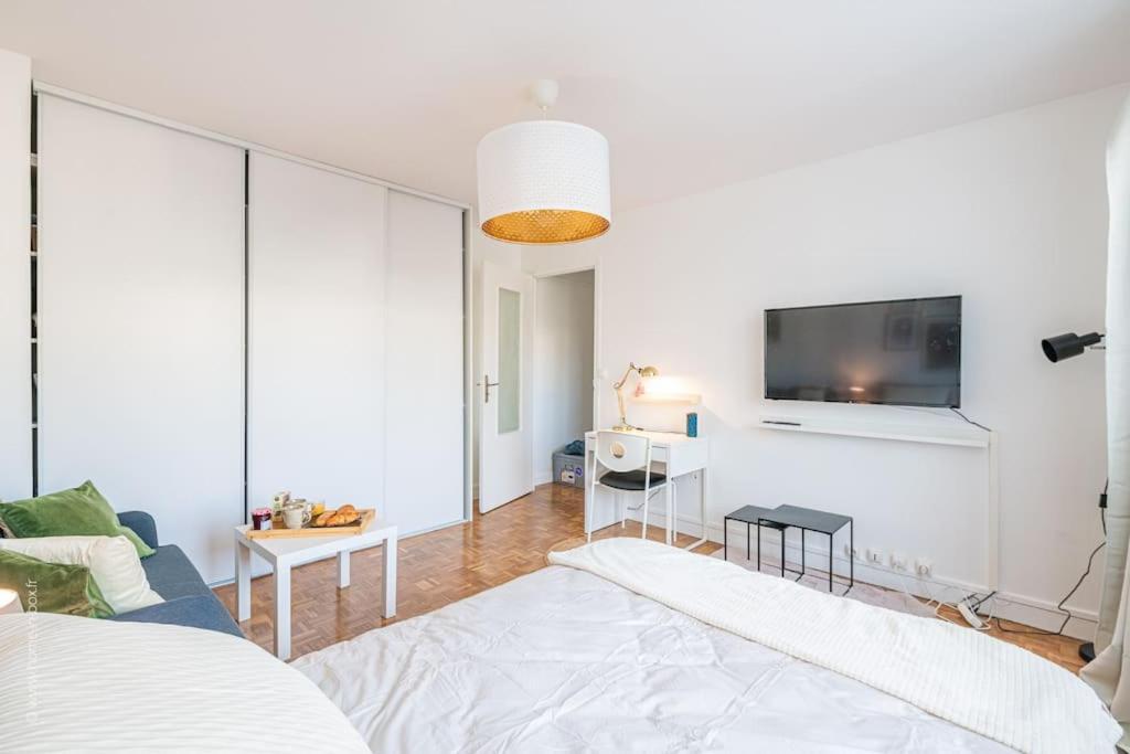Suresnes : Appart Cosy Au Pied De Paris La Defense Apartment Ngoại thất bức ảnh